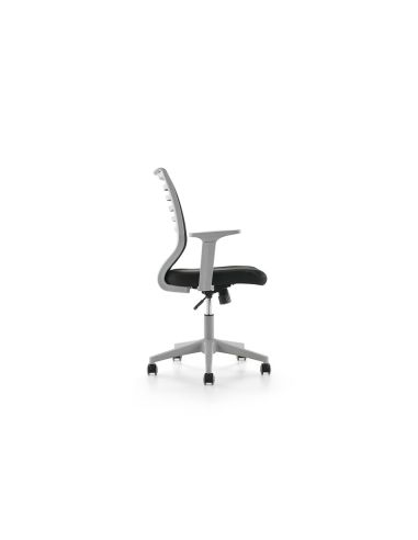 Silla Rocada De Oficina Brazos Regulables Estructura Gris Respaldo Malla Y Asiento Tela Ignifuga Negro