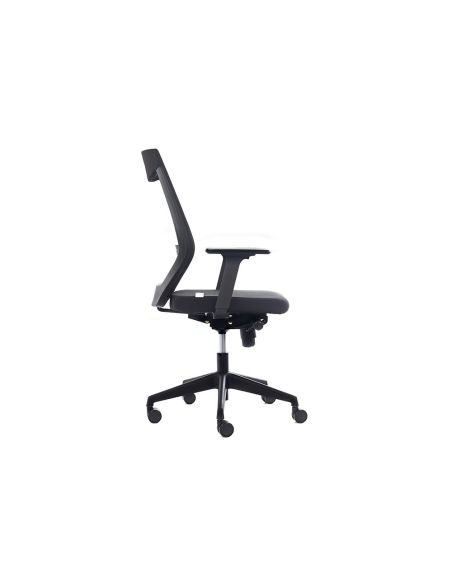 Silla Rocada De Oficina Con Brazos Regulables Respaldo En Malla Y Asiento En Tela Ignifuga Con Apoyo Lumbar