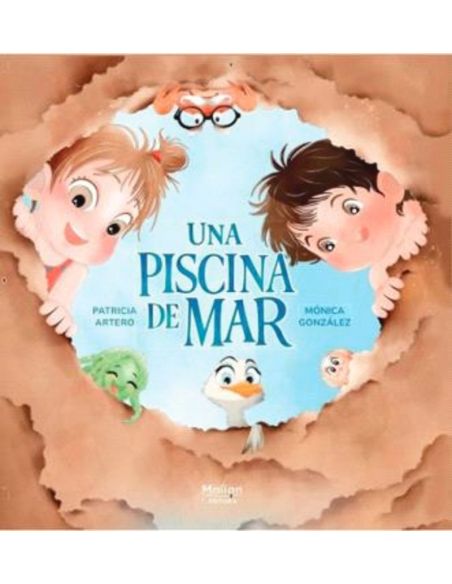 Una Piscina De Mar