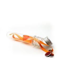Pulsera Tela Naranja 3 Medallas En Tubo