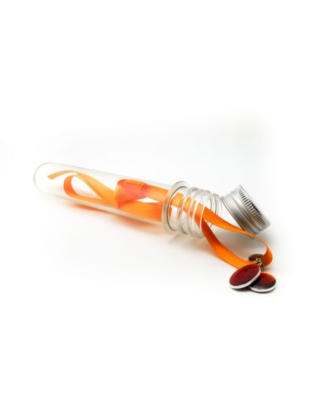Pulsera Tela Naranja 3 Medallas En Tubo