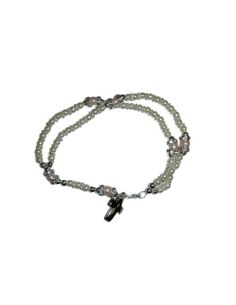 Brazalete Cristal Dobe Hilo C/Cruz Metal Perlita Blanca