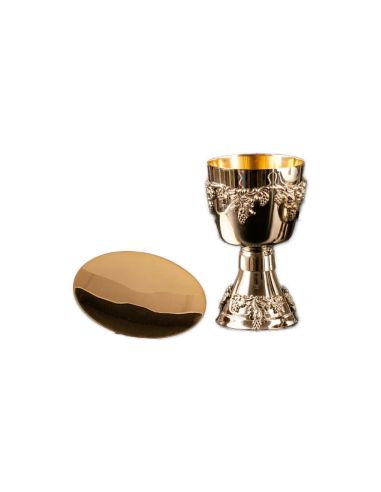 Cáliz Relieve Racimo 17Cm Con Patena Baño Plata Y Oro