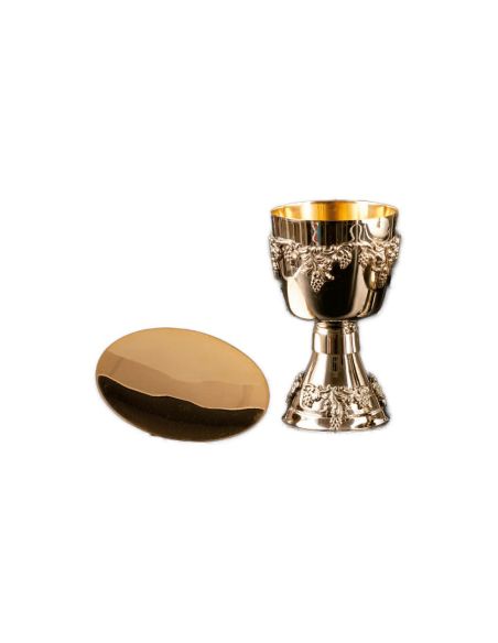 Cáliz Relieve Racimo 17Cm Con Patena Baño Plata Y Oro