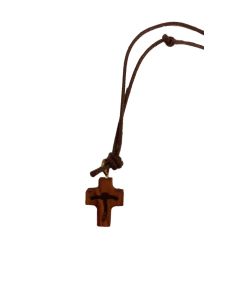 Cruz Olivo 15Mm Baj Relieve Marron Con Cordon
