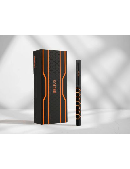 Boligrafo Belius Legacy Aluminio Diseño Hexagono Naranja Cuerpo Negro Tinta Color Azul Caja De Diseño